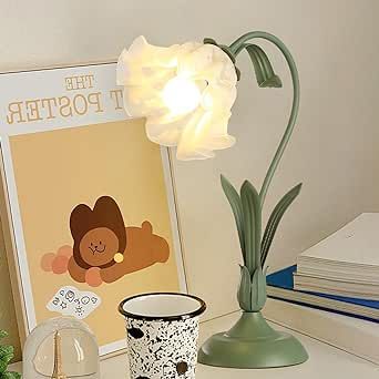 TFCFL Flower-Shaped Table Lamp for Bedroom, Stained Glass Desk Lamp Nightstand Lamp Tiffany Bedside Lamp Plug-in Table Light E26 Bulb Base 60W Max (Green)